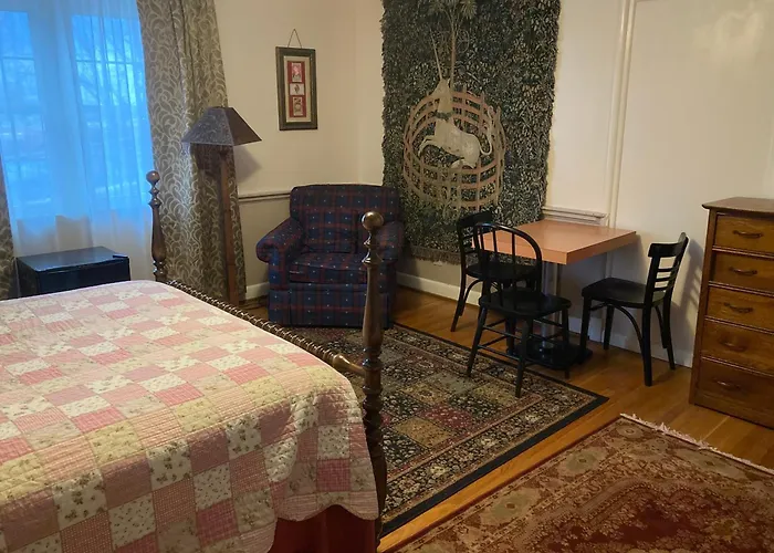 Sleepy Hollow Manor